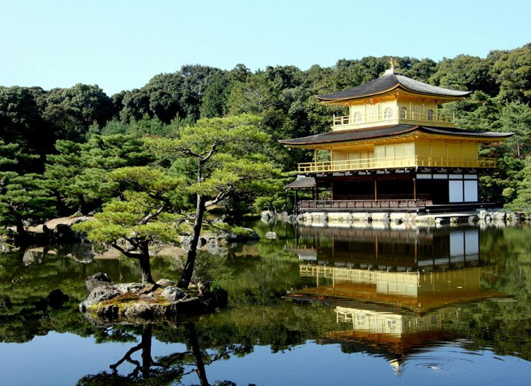 Featured in "Japan Tour: Rich History & Culture" by Jaya Travel & Tours, this image shows the Kinkaku-ji temple located in Kyoto.
